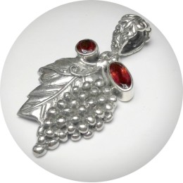 Hõberipats - viinamarjad granaatidega